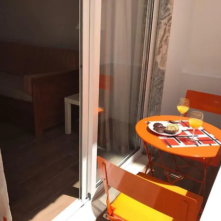 아파트 Zesty Orange By Ithouse 알부페이라